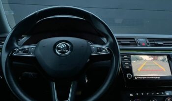 SKODA Superb  | 4×4 (stały) | Manualna | 150 KM | Biały full