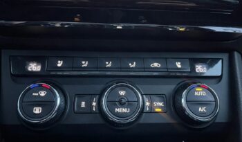 SKODA Superb  | 4×4 (stały) | Manualna | 150 KM | Biały full