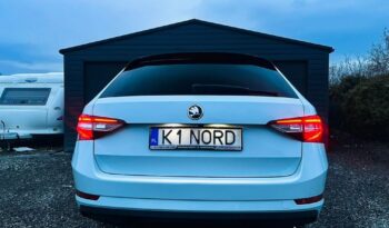 SKODA Superb  | 4×4 (stały) | Manualna | 150 KM | Biały full