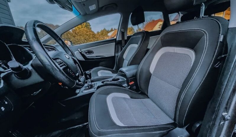 KIA Ceed  | FWD (przód) | Manualna | 110 KM | Szary full