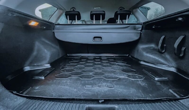 KIA Ceed  | FWD (przód) | Manualna | 110 KM | Szary full