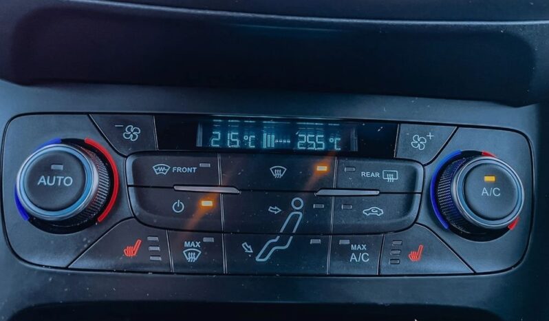 FORD Focus  | FWD (przód) | Manualna | 182 KM | Czerwony full