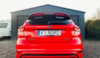 FORD Focus  | FWD (przód) | Manualna | 182 KM | Czerwony full