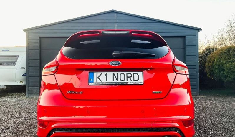 FORD Focus  | FWD (przód) | Manualna | 182 KM | Czerwony full