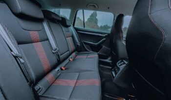 SKODA Octavia  | 4×4 (doł. automatycznie) | Manualna | 150 KM | Czarny full