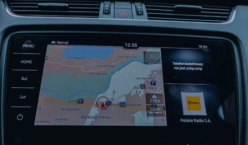 SKODA Octavia  | 4×4 (doł. automatycznie) | Manualna | 150 KM | Czarny full