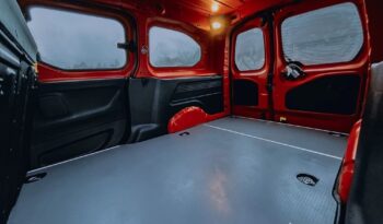 PEUGEOT Partner  | 4×4 (doł. ręcznie) | Manualna | 131 KM | Czerwony full