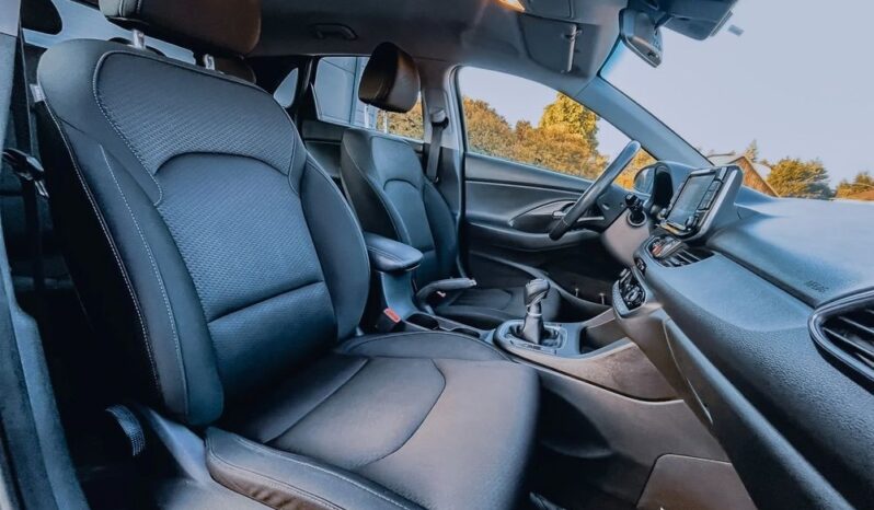 HYUNDAI I30  | FWD (przód) | Manualna | 120 KM | Szary full