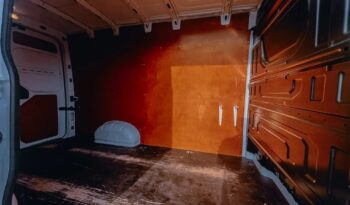 VOLKSWAGEN Crafter | FWD (przód) | Manualna | 140 KM | Biały full