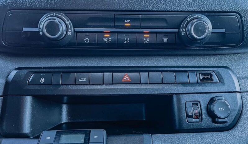 TOYOTA ProAce | FWD (przód) | Manualna | 122 KM | Biały full