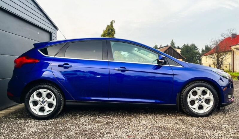 FORD Focus  | FWD (przód) | Manualna | 125 KM | Niebieski full