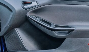 FORD Focus  | FWD (przód) | Manualna | 125 KM | Niebieski full