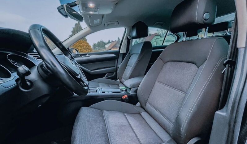 VOLKSWAGEN Passat  | FWD (przód) | Automatyczna | 125 KM | Czarny full