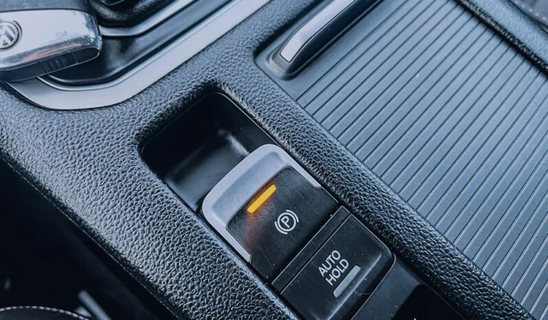 VOLKSWAGEN Passat  | 4×4 (stały) | Manualna | 150 KM | Srebrny full