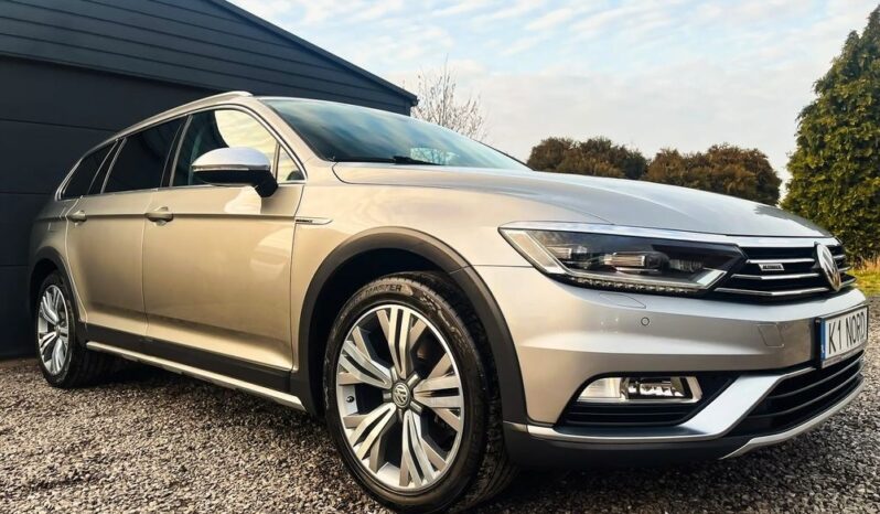 VOLKSWAGEN Passat  | 4×4 (stały) | Manualna | 150 KM | Srebrny full
