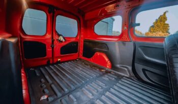 PEUGEOT Partner  | 4×4 (doł. ręcznie) | Manualna | 131 KM | Czerwony full