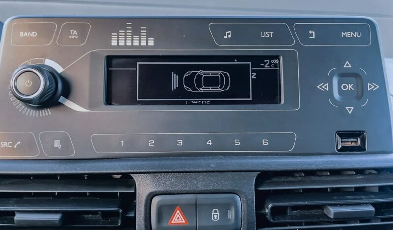 PEUGEOT Partner  | 4×4 (doł. ręcznie) | Manualna | 131 KM | Czerwony full