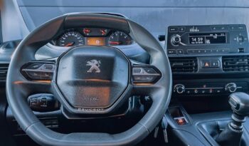 PEUGEOT Partner  | 4×4 (doł. ręcznie) | Manualna | 131 KM | Czerwony full