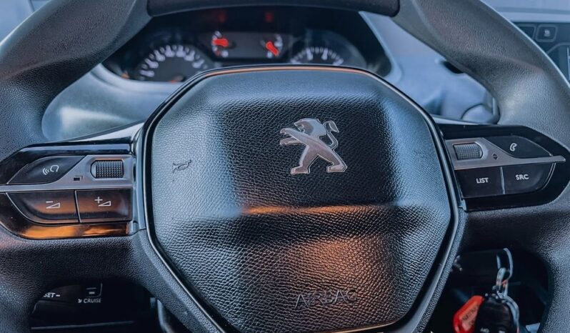 PEUGEOT Partner  | 4×4 (doł. ręcznie) | Manualna | 131 KM | Czerwony full