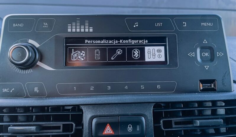 PEUGEOT Partner  | 4×4 (doł. ręcznie) | Manualna | 131 KM | Czerwony full