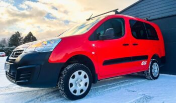PEUGEOT Partner  | 4×4 (doł. ręcznie) | Manualna | 90 KM | Czerwony full