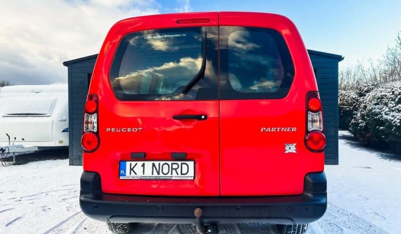 PEUGEOT Partner  | 4×4 (doł. ręcznie) | Manualna | 90 KM | Czerwony full