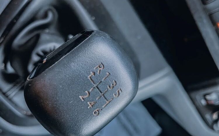 PEUGEOT Expert  | FWD (przód) | Manualna | 122 KM | Szary full