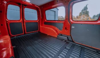 VOLKSWAGEN Caddy | 4×4 (stały) | Automatyczna | 150 KM | Czerwony full