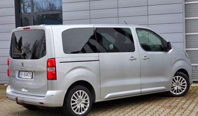 PEUGEOT Traveller  | FWD (przód) | Manualna | 150 KM | Srebrny full