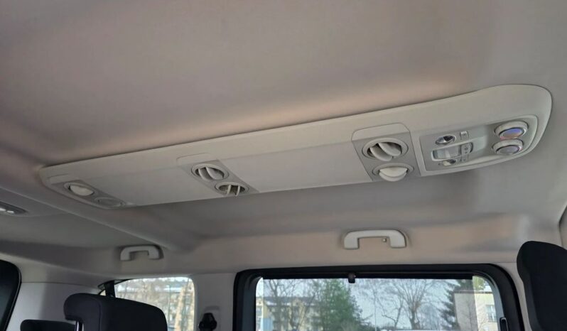 PEUGEOT Traveller  | FWD (przód) | Manualna | 150 KM | Srebrny full