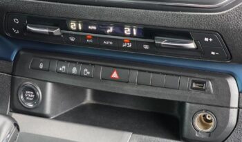 PEUGEOT Traveller  | FWD (przód) | Manualna | 150 KM | Srebrny full