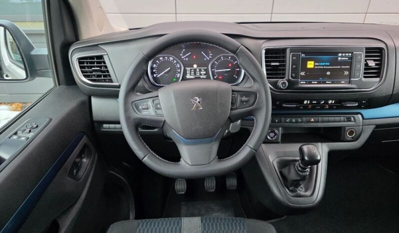 PEUGEOT Traveller  | FWD (przód) | Manualna | 150 KM | Srebrny full