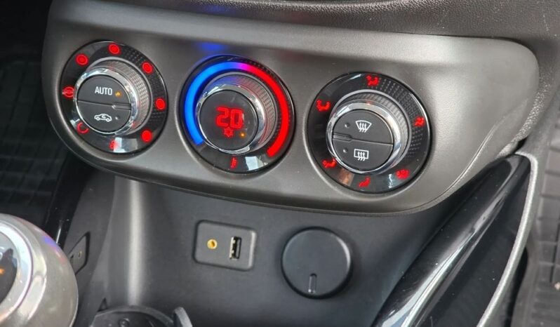 OPEL Corsa  | FWD (przód) | Manualna | 115 KM | Srebrny full