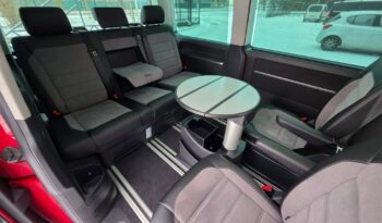 VOLKSWAGEN Multivan  | 4×4 (stały) | Automatyczna | 204 KM | Czerwony full