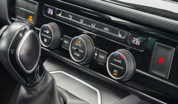 VOLKSWAGEN Multivan  | 4×4 (stały) | Automatyczna | 204 KM | Czerwony full