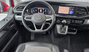 VOLKSWAGEN Multivan  | 4×4 (stały) | Automatyczna | 204 KM | Czerwony full