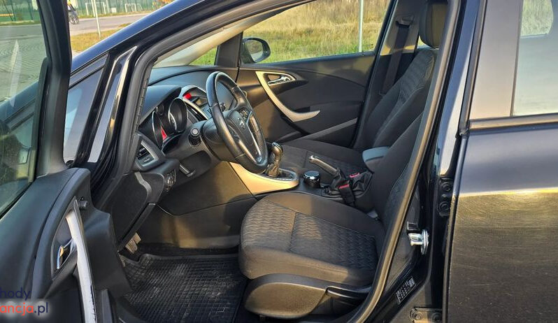 OPEL Astra | FWD (przód) | Manualna | 140 KM | Czarny full