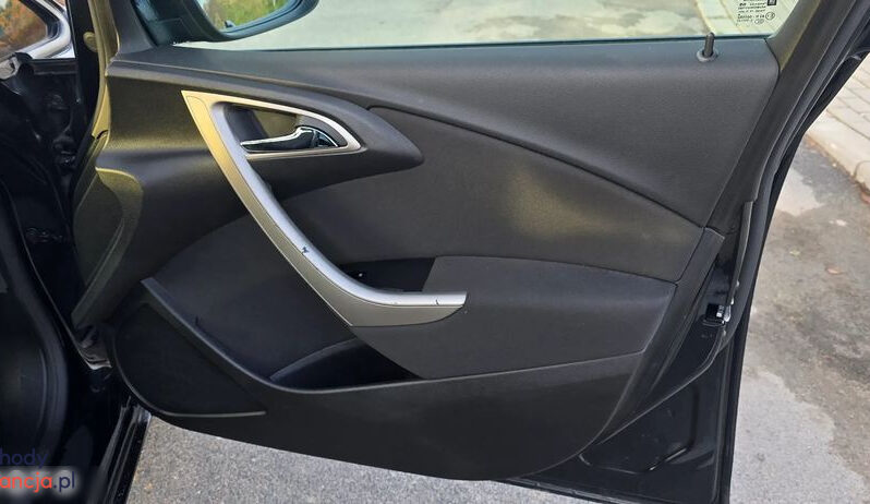 OPEL Astra | FWD (przód) | Manualna | 140 KM | Czarny full