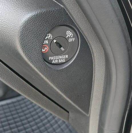 OPEL Astra | FWD (przód) | Manualna | 140 KM | Czarny full