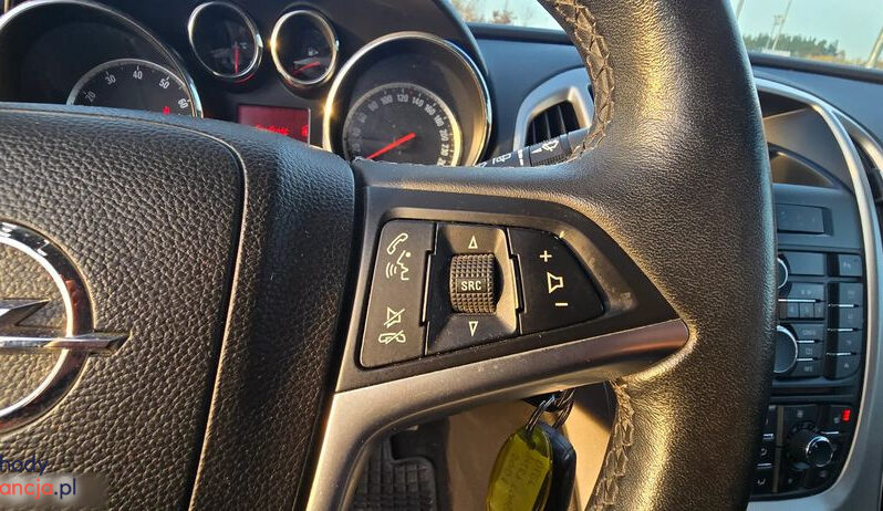 OPEL Astra | FWD (przód) | Manualna | 140 KM | Czarny full