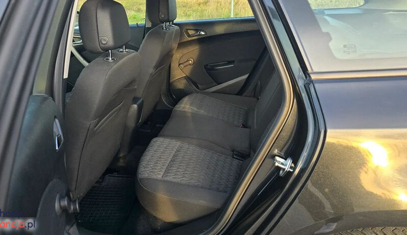 OPEL Astra | FWD (przód) | Manualna | 140 KM | Czarny full