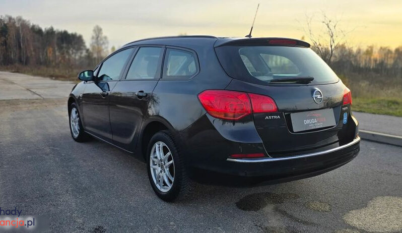 OPEL Astra | FWD (przód) | Manualna | 140 KM | Czarny full