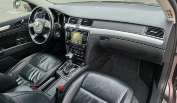 SKODA Superb  | FWD (przód) | Automatyczna | 200 KM | Złoty full