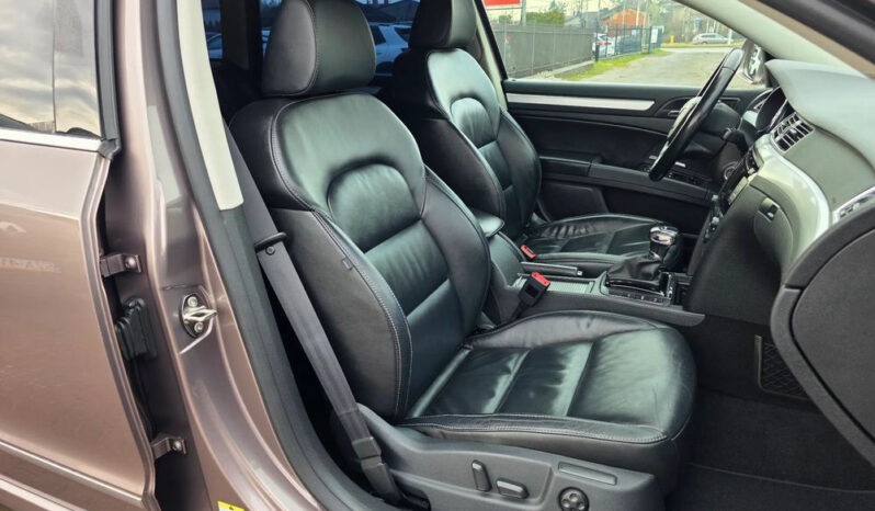 SKODA Superb  | FWD (przód) | Automatyczna | 200 KM | Złoty full