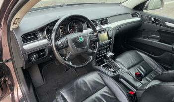 SKODA Superb  | FWD (przód) | Automatyczna | 200 KM | Złoty full