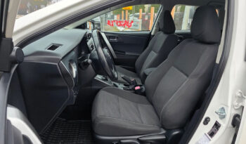 TOYOTA Auris  | FWD (przód) | Automatyczna | 99 KM | Biały full