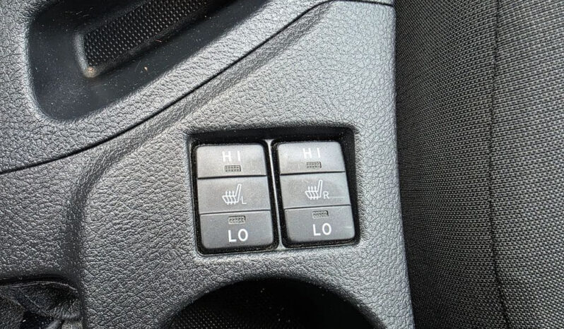 TOYOTA Auris  | FWD (przód) | Automatyczna | 99 KM | Biały full