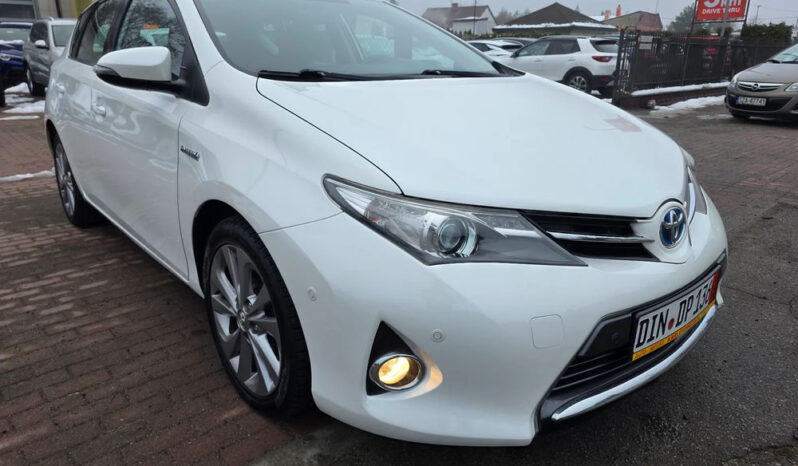 TOYOTA Auris  | FWD (przód) | Automatyczna | 99 KM | Biały full