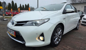 TOYOTA Auris  | FWD (przód) | Automatyczna | 99 KM | Biały full