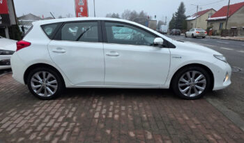 TOYOTA Auris  | FWD (przód) | Automatyczna | 99 KM | Biały full